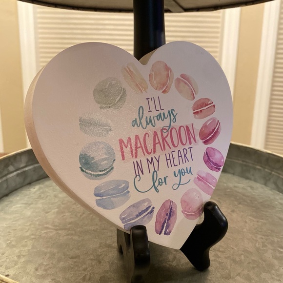 Valentine’s Day Macaroon Heart Sign, “I’ll Always Macaroon In My Heart For You” - Picture 3 of 15